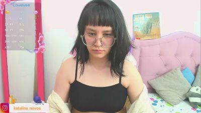 Hot_moonn live from Colombia