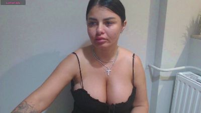 Issabella18 live from United States
