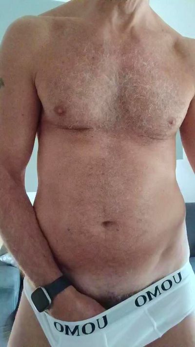 ItalSilverDaddy live from Italy