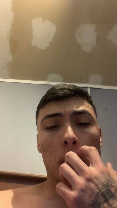 Jonathan696969 live from Chile