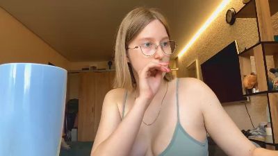 KATTIE_BIG_BOO live from France