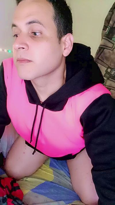 Kennedy_Armas live from Venezuela
