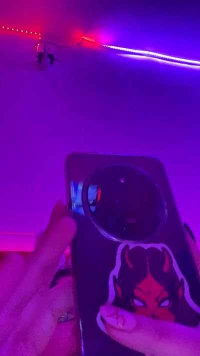 KinkyNikyxxx live from Argentina
