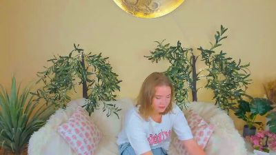 KyokoZiemke live from United States