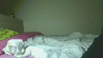 La_pareja live from Italy