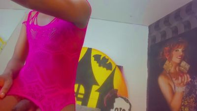 Lanna_big33 live from United States