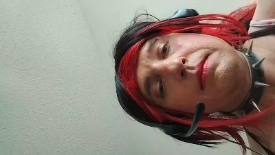 Madelynbaby1990 live from United States