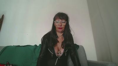 MaitresseElsa live from France