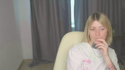 MarlysTavira live from Spain