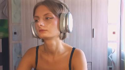 MerissaGietz live from United States