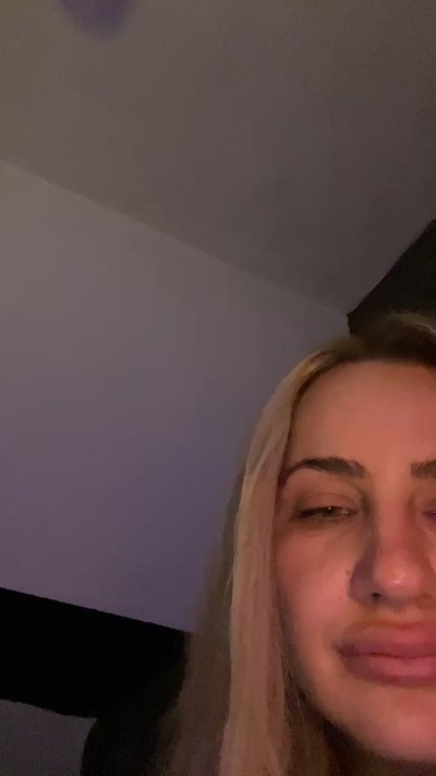 Missss live from United Kingdom