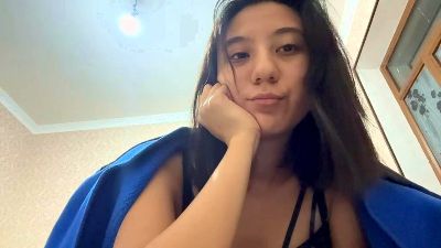MoMo_Cute live from Denmark