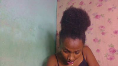 Nanah27 live from Madagascar