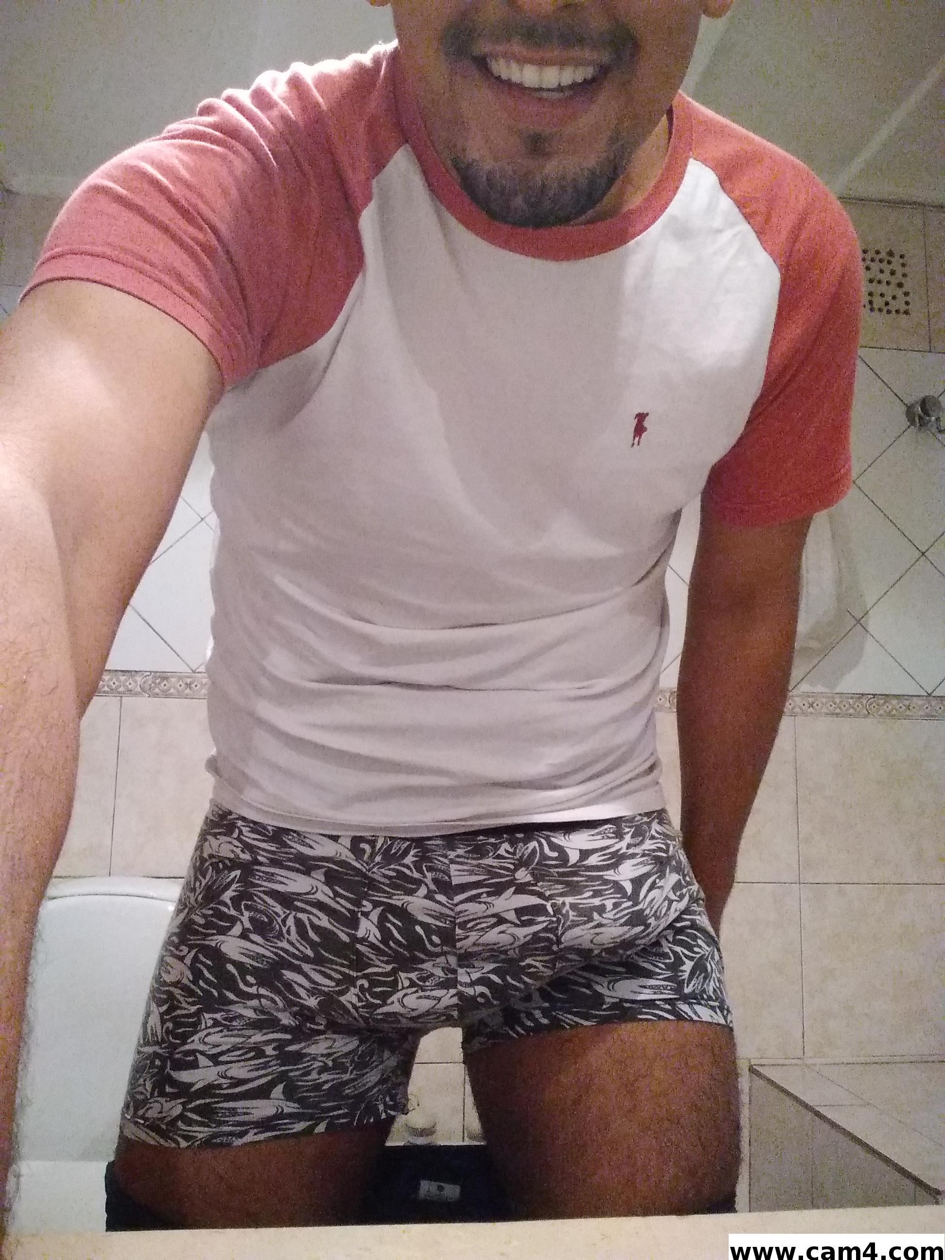 Negritoo94_P live from Argentina