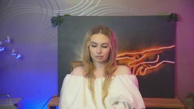 OdiliaPiegaro live from France