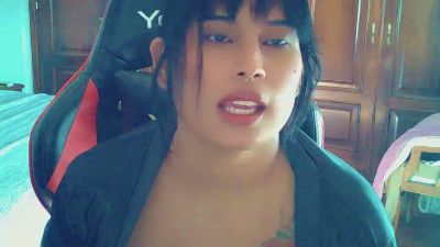 POCAHONTA_LOVE live from U.S. Outlying Islands