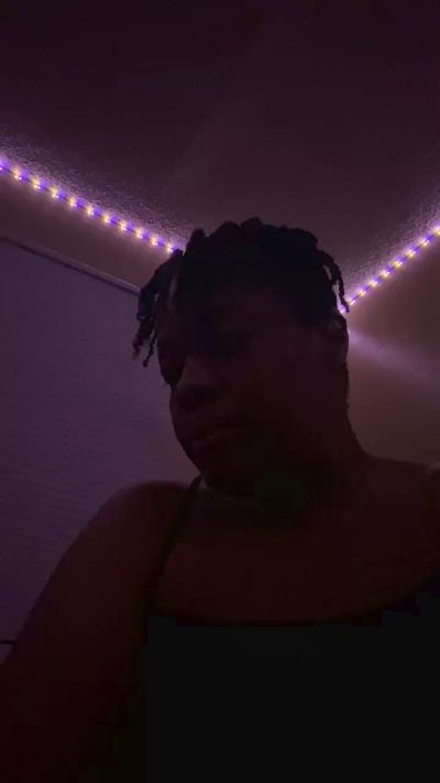 Peanutbutter80 live from United States