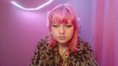 PinkyPixy live from Ukraine