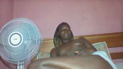 Piratesgoddess live from Kenya
