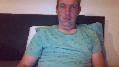 Reddington87 live from Netherlands