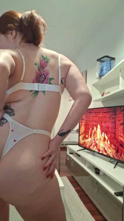 Redheaddol22 live from Spain