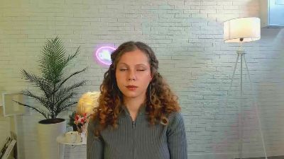 RoxannFrahm live from Poland