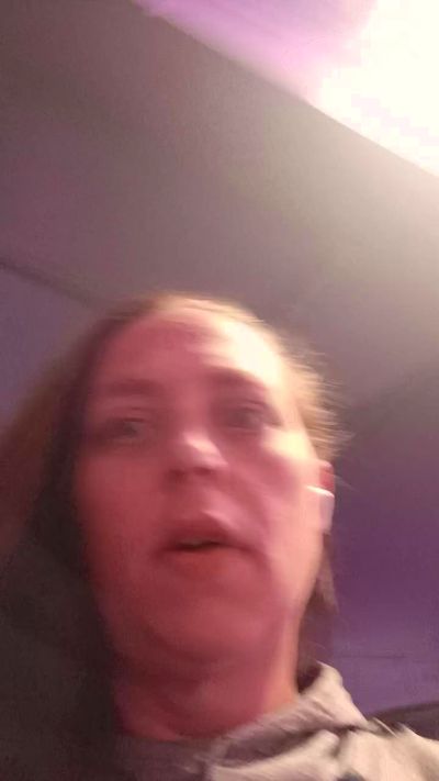 Shakymango live from United States