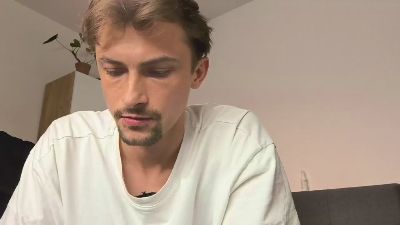 Simon_Feet live from Russia