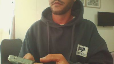 Surfer_30 live from Spain