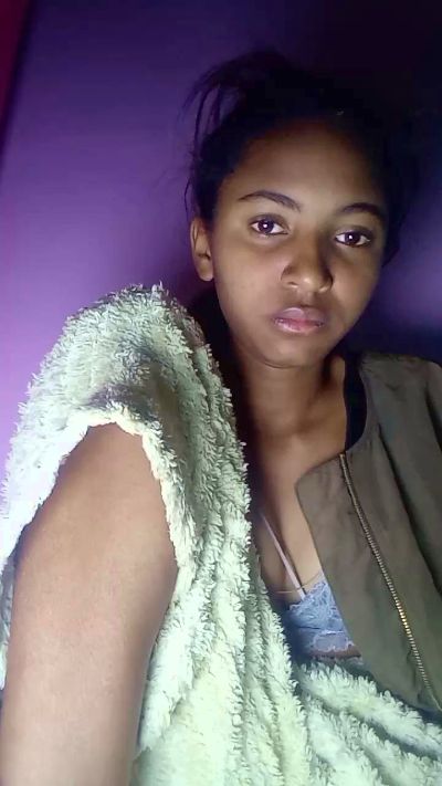 Sylvanah2 live from Madagascar