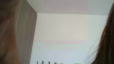 Tabatha_cahs live from France
