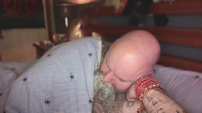 Tattooeddilf_01 live from United Kingdom