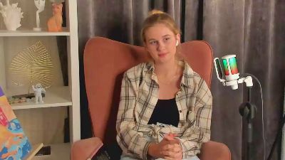 TianaLozey live from Poland