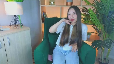 VanessaDubs live from France