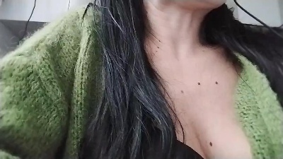 Veronica_3 live from Italy