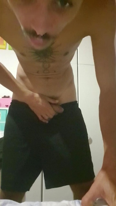 Victorcaldeira live from Italy