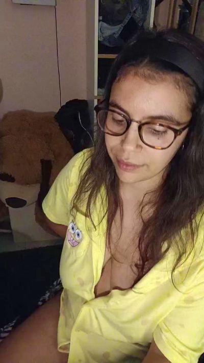 WonderYasminePT live from Portugal