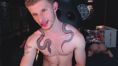 andrewxbii live from Colombia