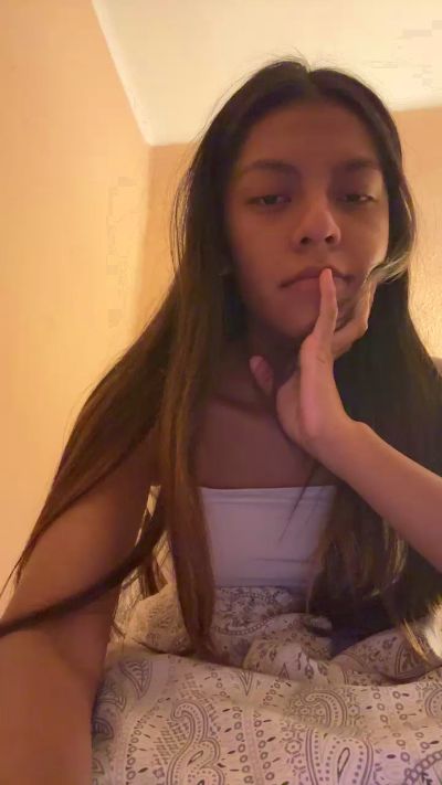 angelaa236888 live from Spain