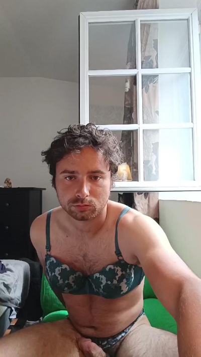 anitaneuva live from France