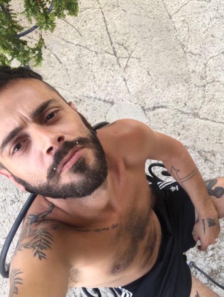 aurelio843 live from France