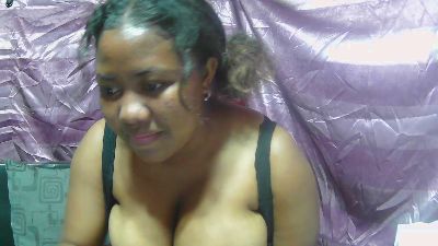 blackhoney_fun live from Madagascar