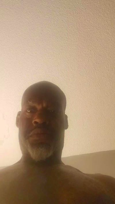 bmickens39 live from United States