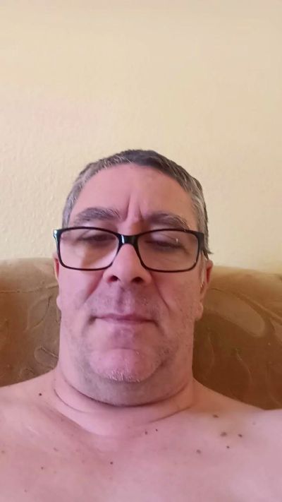 busco__putita live from Spain