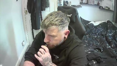 daffyduck_fun live from United Kingdom