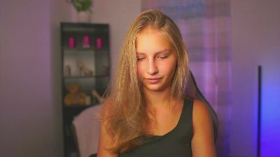 emmie_murray live from Czechia