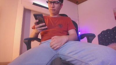 eross_guyy live from Colombia