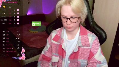 gretta_cute live from Latvia