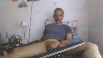 hornymalegt live from Guatemala