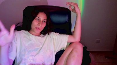 ivanna_essis live from Colombia